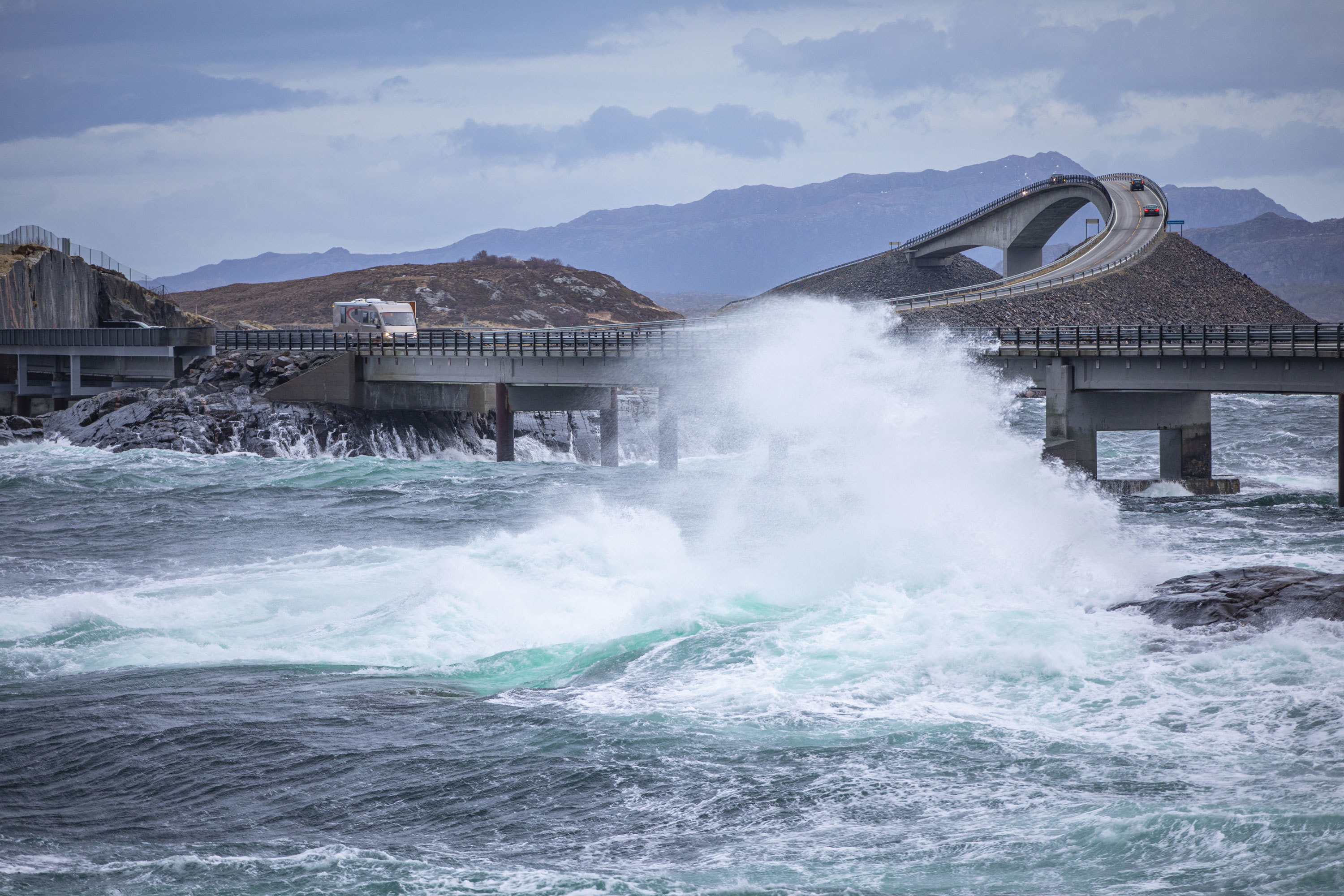Atlanterhavsveien storm Nordvest høst